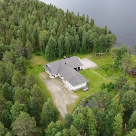 Saapunki Villa Kuusamo